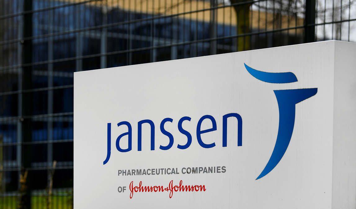 Sanidad paraliza el envío de las primeras dosis de Janssen a las comunidades