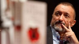 Pérez Reverte explota por el lenguaje inclusivo en los libros de texto: "Idiotas"