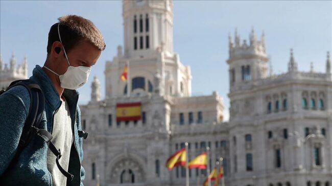 Madrid amplía las restricciones a tres nuevas zonas y el toque de queda hasta el 9 de mayo