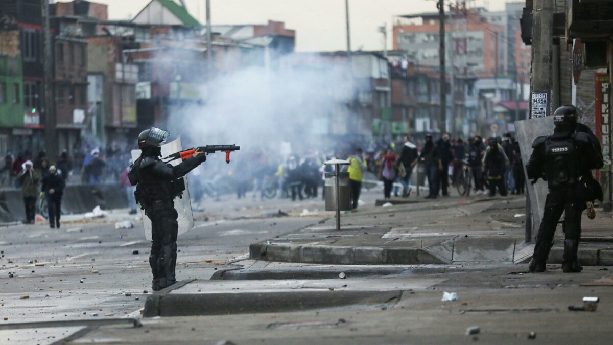 La Fiscalía colombiana confirma que la policía mató a tres de los cuatro fallecidos en las protestas