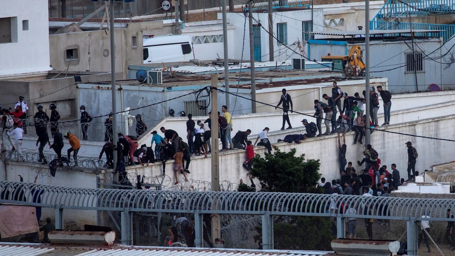 La instrumentalización de la política migratoria de Marruecos deriva en una crisis humanitaria en Ceuta