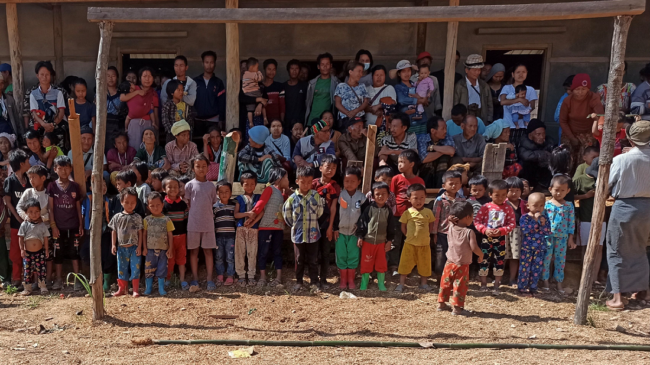 Unas 120.000 personas han tenido que abandonar sus hogares en Myanmar por los combates entre el Ejército y las guerrillas