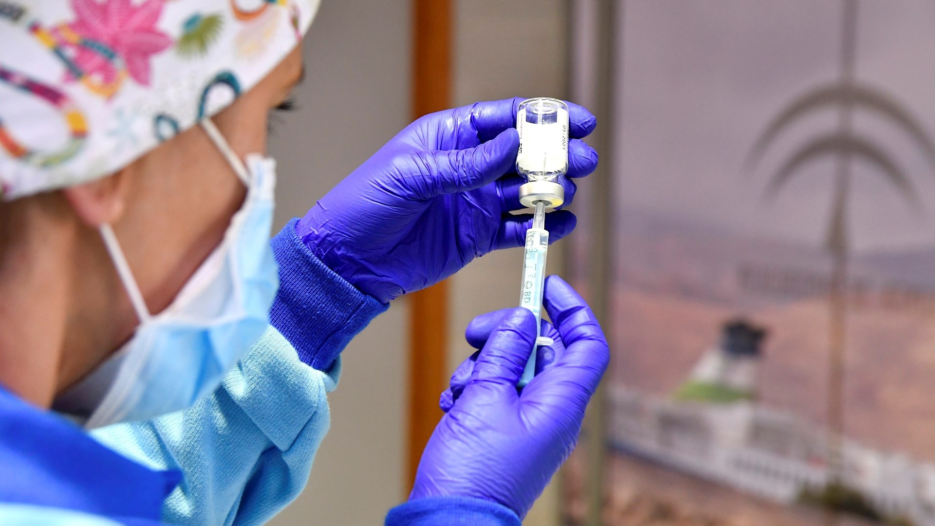 ¿Por qué se contagian las personas ya vacunadas contra el SARS-Cov-2?