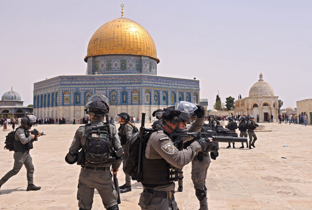 Israel asalta el recinto de la Mezquita de Al Aqsa pocas horas después del alto el fuego