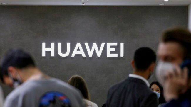 Huawei se suma a Vodafone y recurre la orden de bases de las ayudas al 5G rural del Gobierno