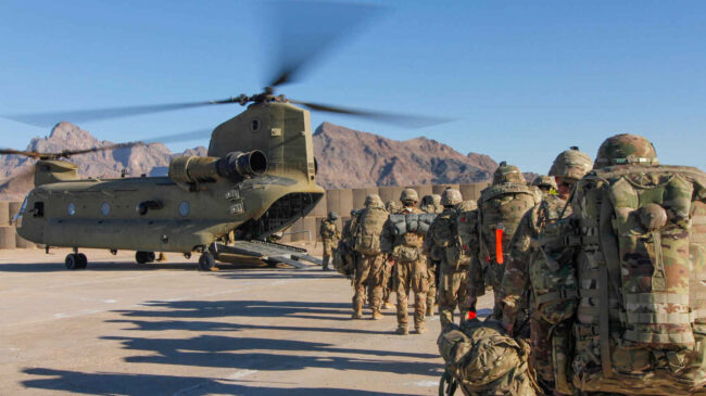 EE.UU., preocupado por el avance talibán, confirma que seguirá prestando apoyo aéreo a Afganistán