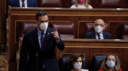 Sánchez disfraza los indultos de "concordia" y "convivencia" mientras Casado le acusa de "traicionar la Constitución"