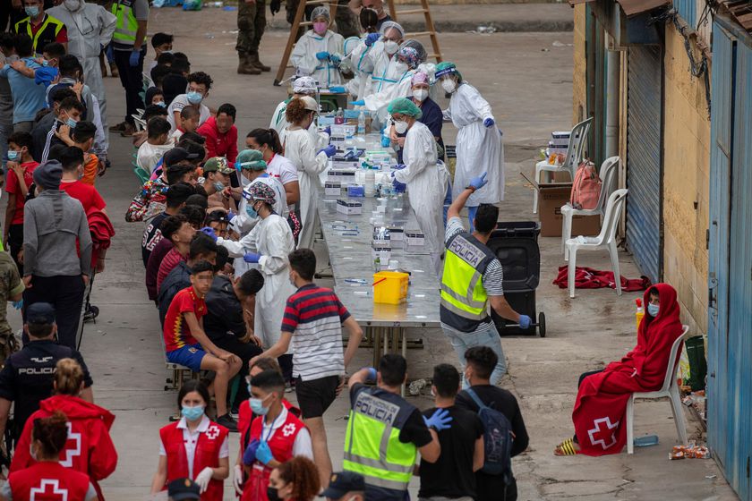 El Gobierno de Ceuta traslada su preocupación por la influencia de los inmigrantes en la lucha contra el COVID