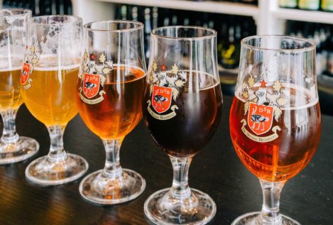 El primer baño de cerveza y un paseo por el lado oscuro