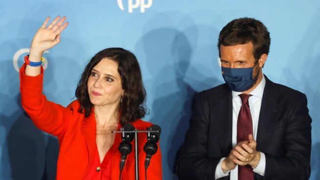 Casado y Ayuso cargan contra Sánchez por los indultos: "Golpe de gracia a la legalidad"