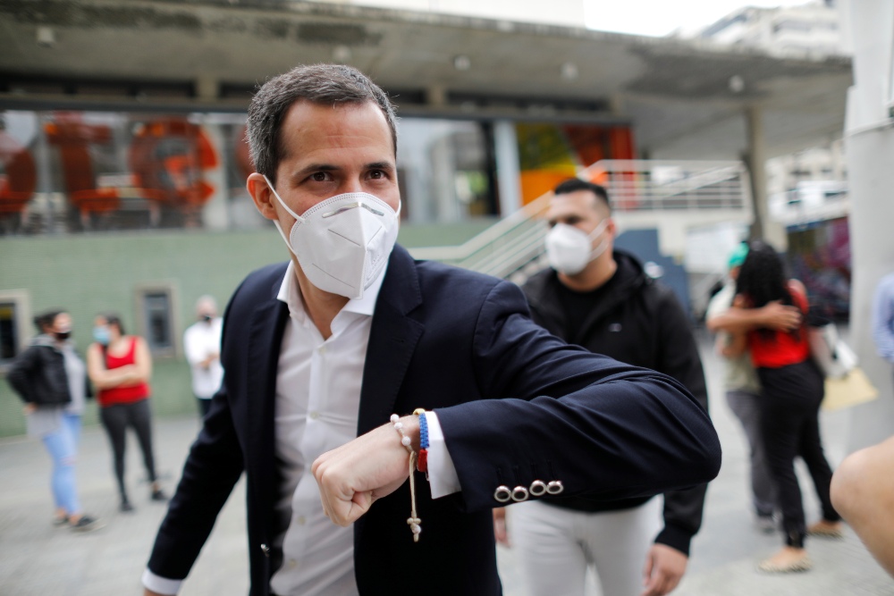 Guaidó pide a Maduro que deje «la pataleta» de Alex Saab y regrese a las negociaciones