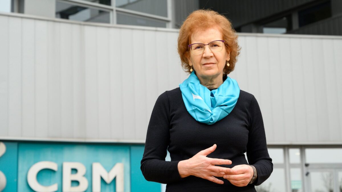 Margarita del Val: «Los medios asustan a la gente con las vacunas y lo que nos tiene que asustar es enfermar»