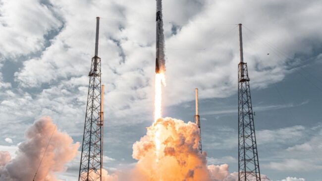 SpaceX vuelve a viajar al espacio para reabastecer a la Estación Espacial Internacional