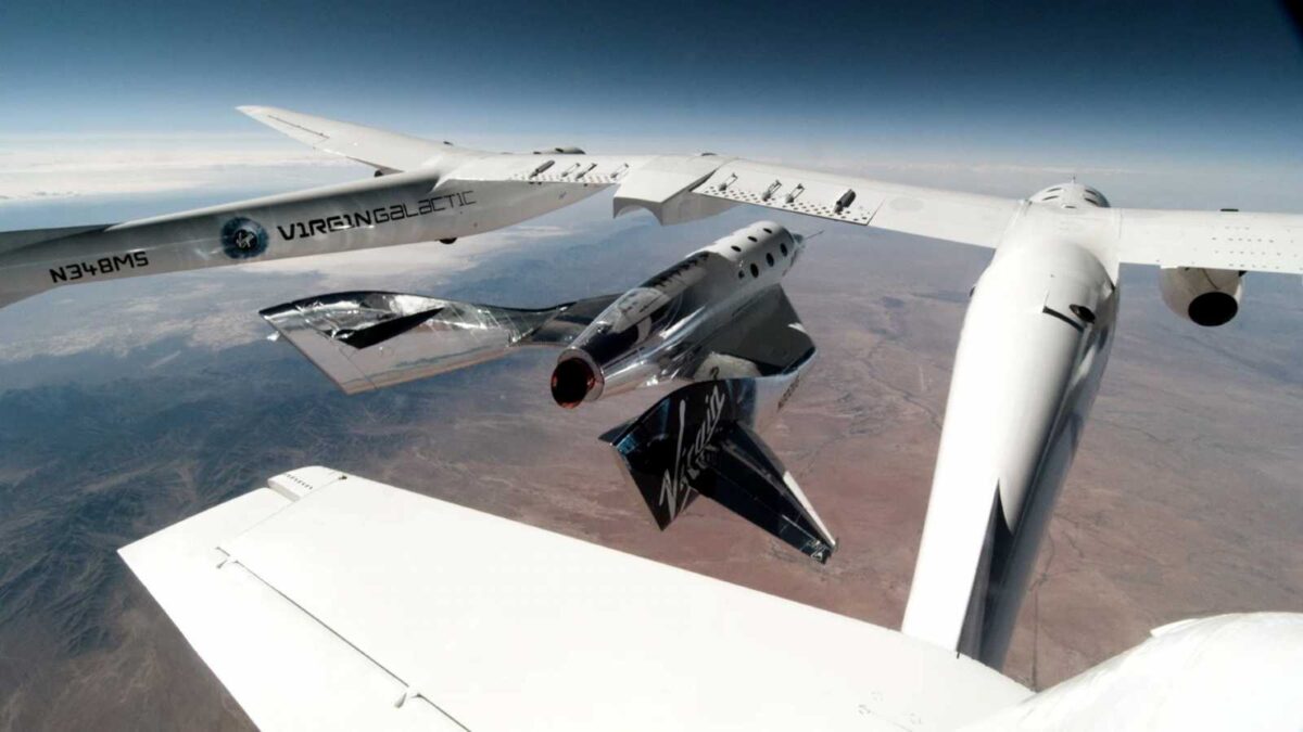 (VÍDEO) El espectacular primer vuelo espacial tripulado de Virgin Galactic