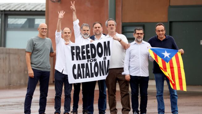 El Supremo rectifica y revisará los indultos del 'procés'