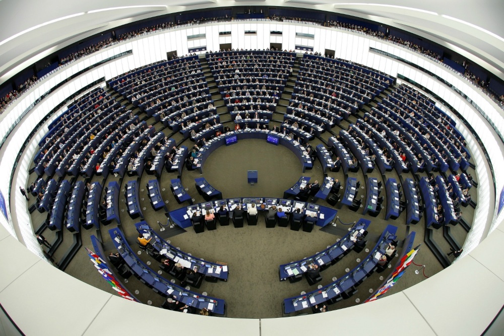 El Parlamento Europeo pide suspender las patentes de las vacunas contra el coronavirus