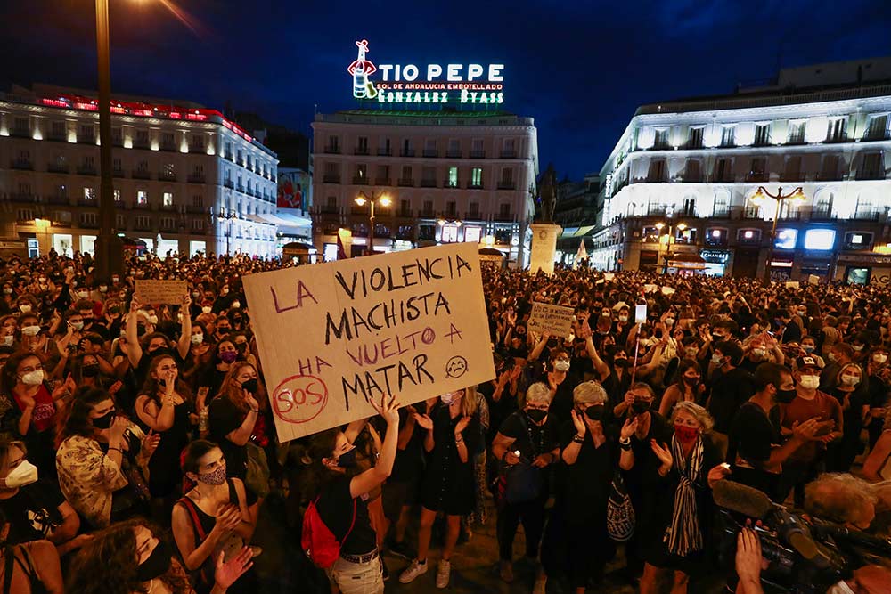 Miles de personas se concentran en toda España contra la violencia machista