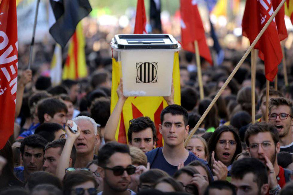 Otros diez cargos del Gobierno catalán se niegan a declarar por el 1-O