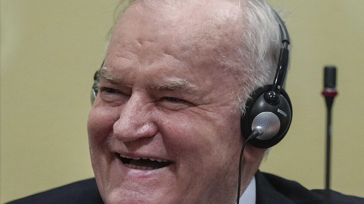 La justicia internacional ratifica cadena perpetua de Mladic por el genocidio de Srebrenica