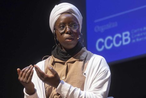 Fatoumata Kébé: «La luna se convirtió en una palabra femenina porque se asociaba al miedo»