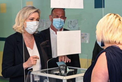 Elecciones regionales en Francia: Marine Le Pen, preparada para avanzar