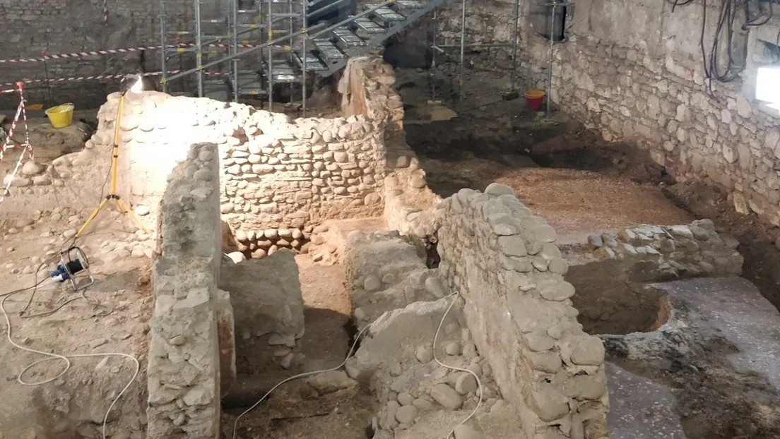 Hallan un "Pompeya en miniatura" en el sótano de un viejo cine en Verona