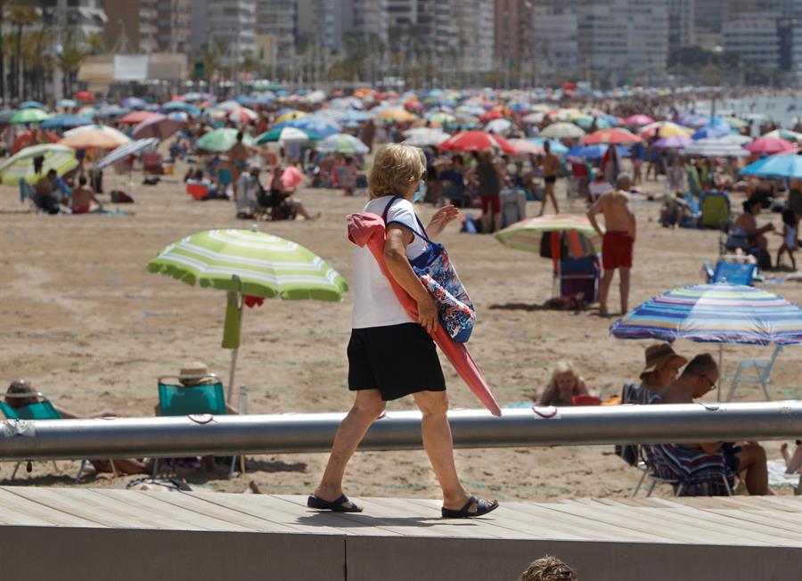 España se queda fuera de la «lista verde» de destinos turísticos del Reino Unido