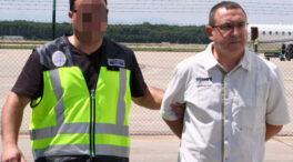 Detienen a dos miembros históricos de ETA por organizar homenajes a sus presos
