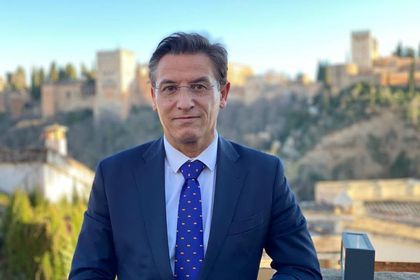 El alcalde de Granada pide al PP que regrese