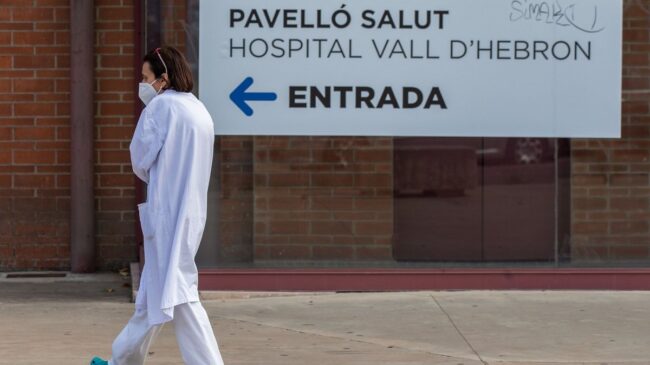 La presión hospitalaria sigue bajando y España encadena 4 días de descenso en la incidencia