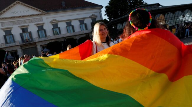La mayoría de la UE hace frente común contra la ley homófoba de Hungría