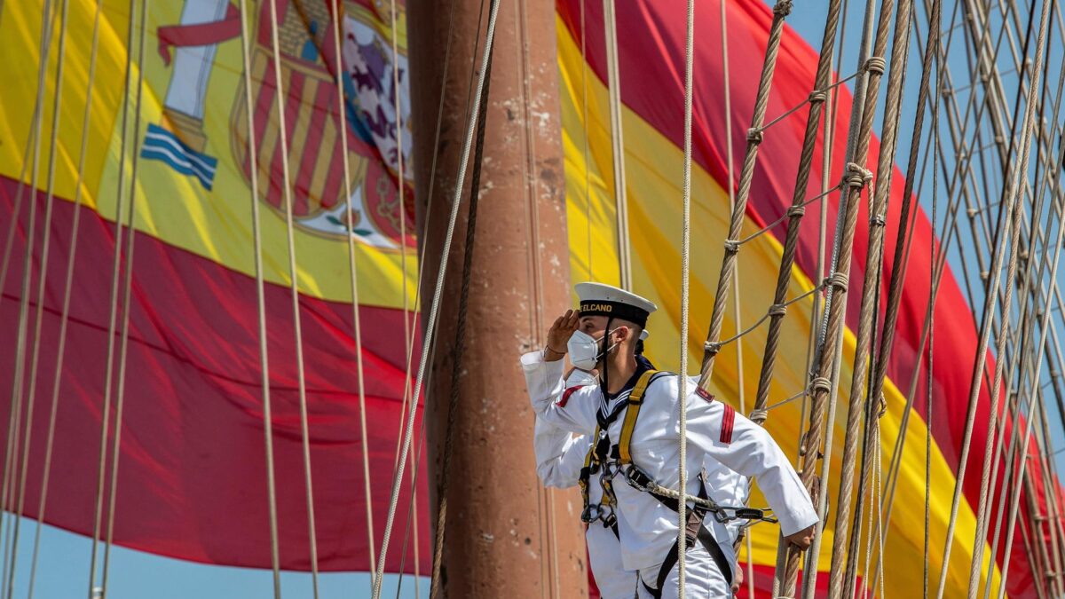 (VÍDEO) La espectacular llegada del Juan Sebastián Elcano a Cádiz en el V centenario de la primera vuelta al mundo