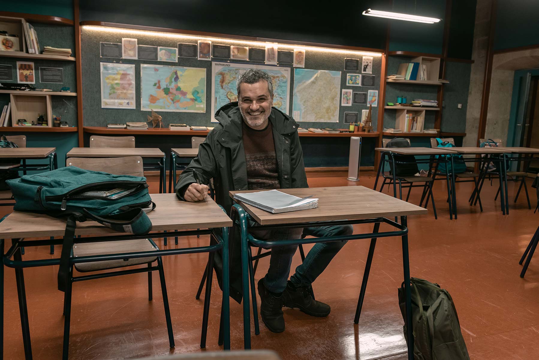 Carlos Montero, el eterno adolescente que convertirá 'Élite' en la 'Anatomía de Grey' de Netflix 8