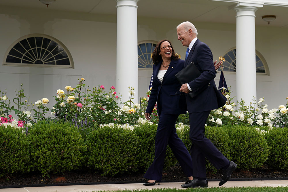 Estados Unidos compartirá vacunas con México