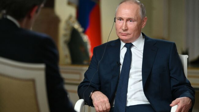 (VÍDEO) Putin afirma que la guerra "va de acuerdo con el plan" y acusa a Ucrania de bloquear los corredores humanitarios