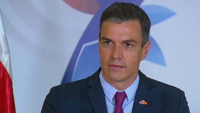 Sánchez se contradice: alerta en el informe 'España 2050' de los efectos negativos del consumo de carne, pero desautoriza a Garzón