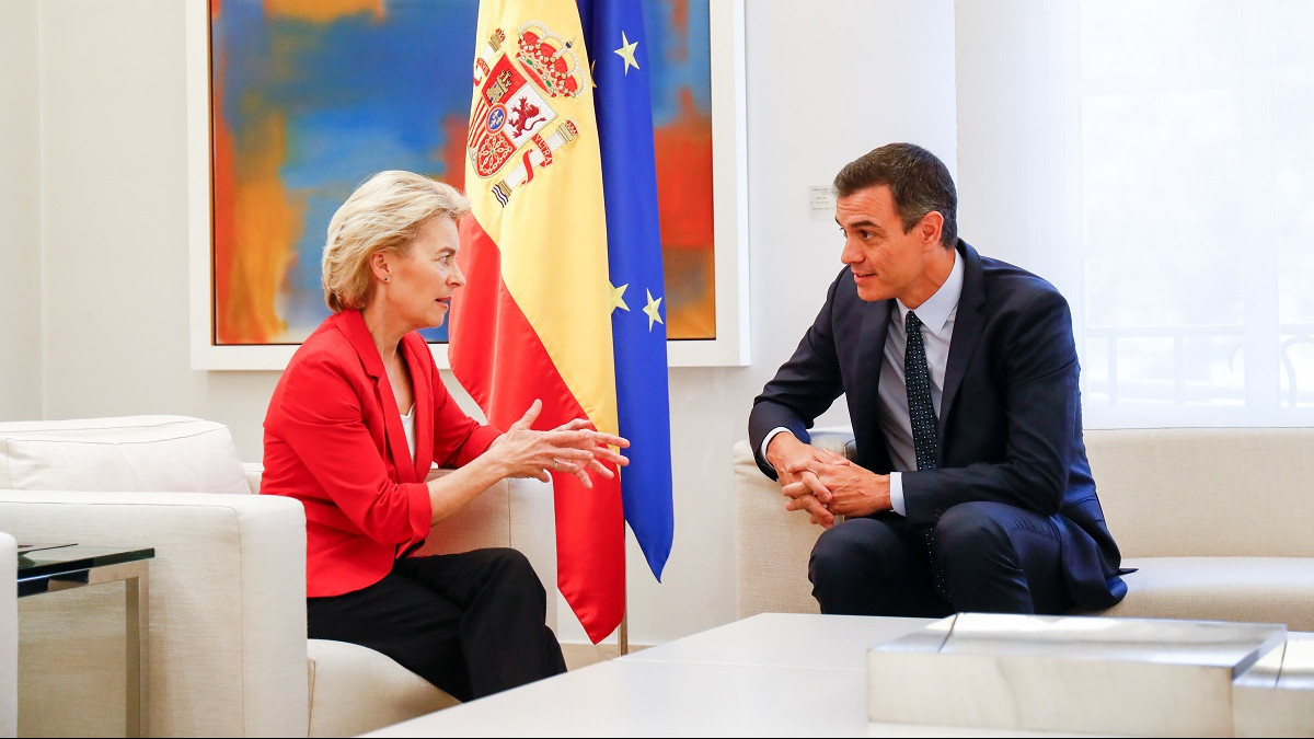 Bruselas aprueba los 10.000 millones del primer desembolso del fondo de recuperación para España