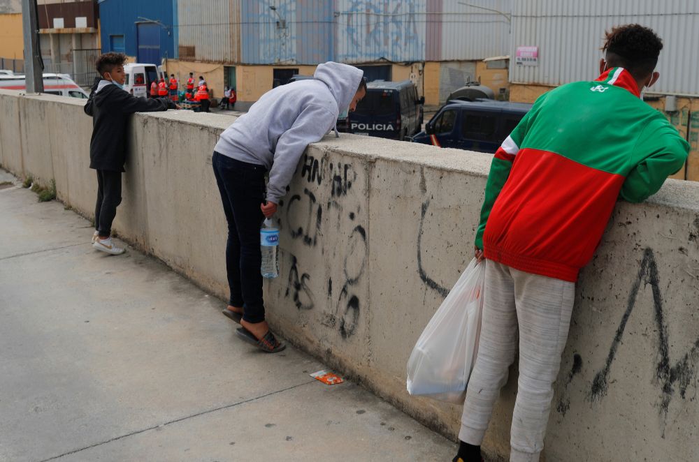 Solo seis de las 200 familias marroquíes contactadas por Ceuta quieren que vuelvan sus hijos
