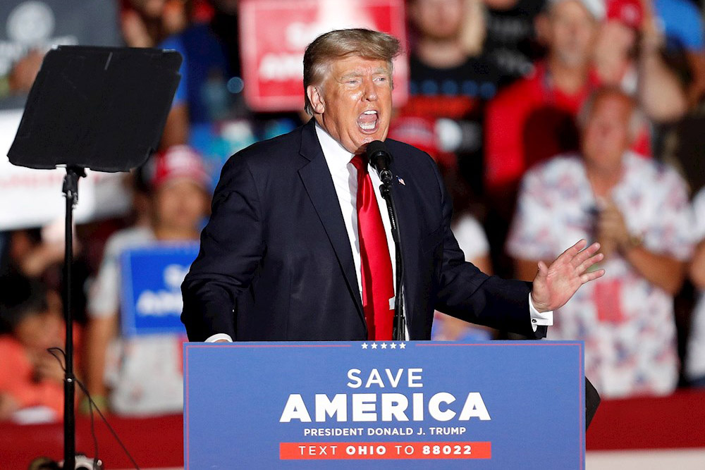 Trump agita el fantasma de la inmigración contra Biden en su «gira de la venganza»