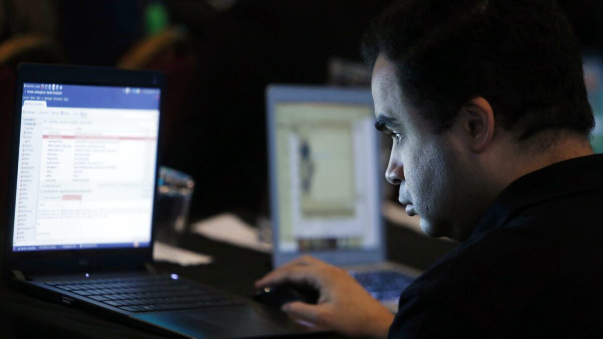 Caos en internet: decenas de páginas web registran fallos simultáneos