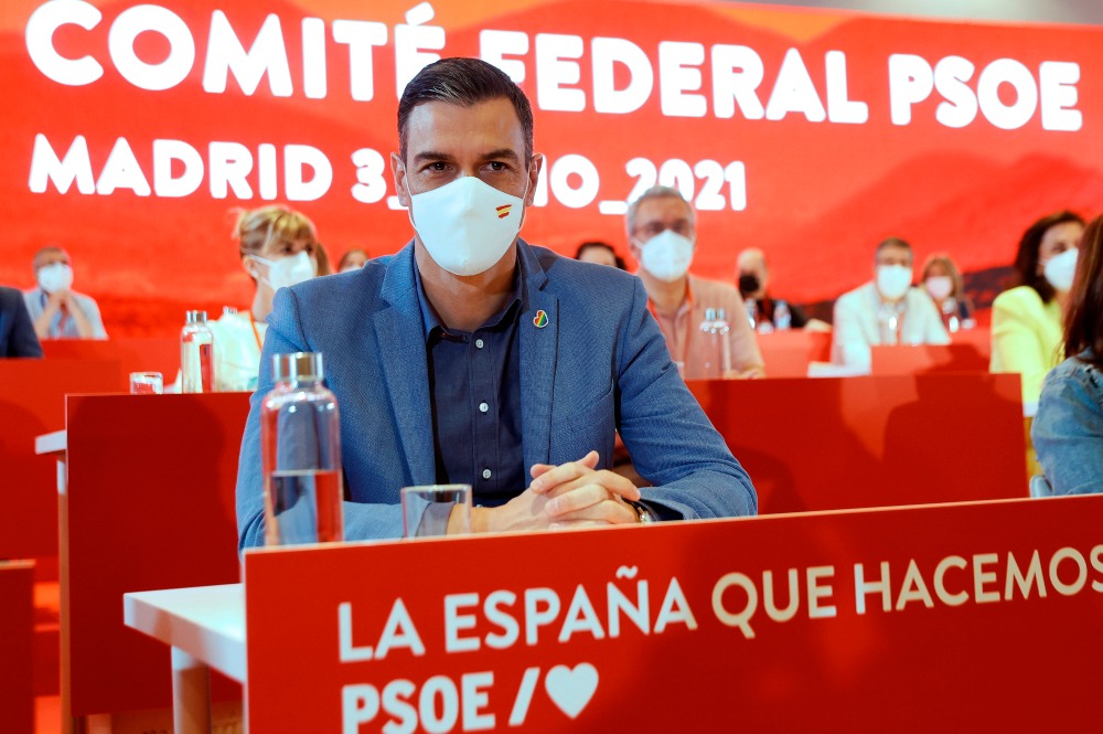 Sánchez reivindica la «valentía» de los indultos, que liga con el «amor a España»