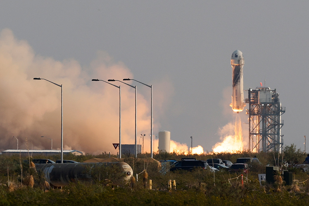 Jeff Bezos viaja al espacio a bordo del New Shepard