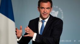 El Gobierno francés alerta de que la variante delta puede "chafar" las vacaciones de verano