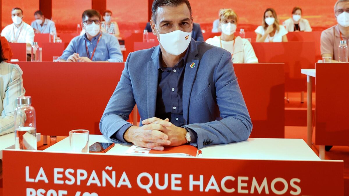 Sánchez reivindica la «valentía» de indultos y los liga con el amor a España
