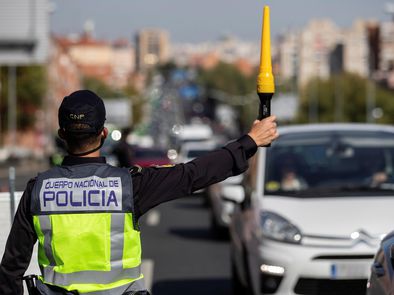 Investigados 12 policías por entrar en un piso de Madrid con una «patada en la puerta» durante el estado de alarma