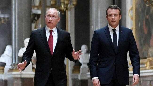 Putin asegura a Macron que su ofensiva va "según lo previsto" y que se recrudecerá