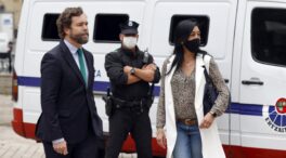 (VÍDEO) Un joven se enfrenta a Iván Espinosa de los Monteros durante un acto de Vox en Bilbao