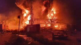 (VÍDEO) Una fuerte explosión en una fábrica química en Bangkok provoca una evacuación masiva en Tailandia