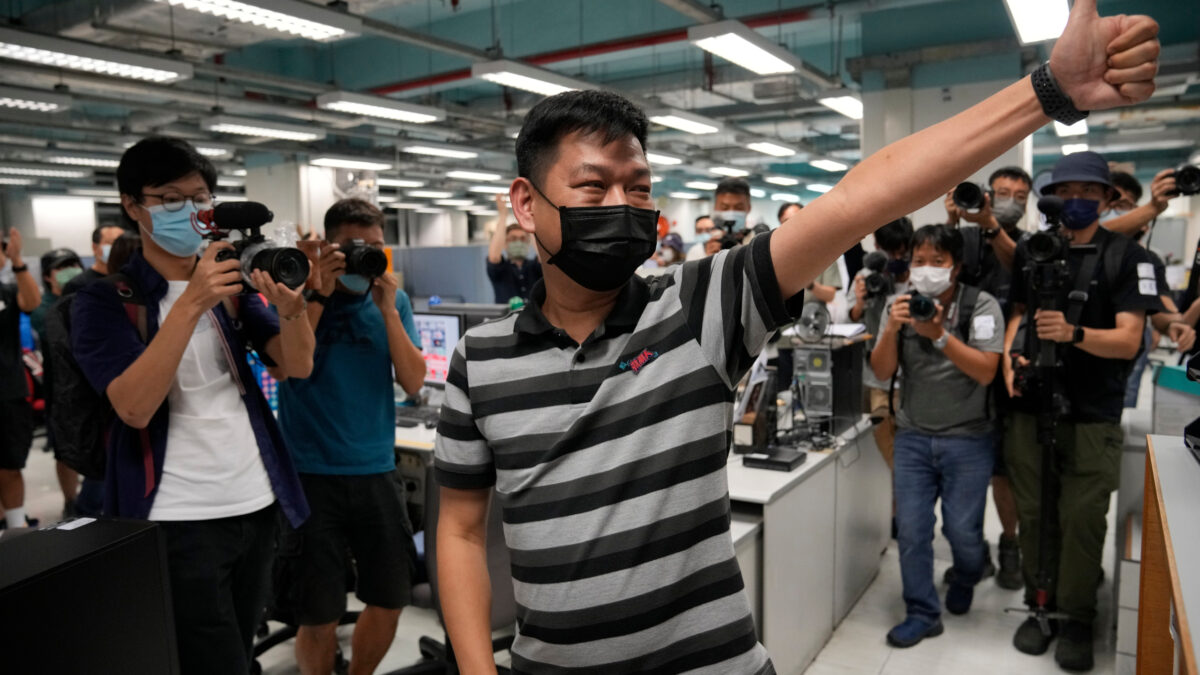 Detenido otro exdirectivo del ‘Apple Diary’, el diario disuelto hongkonés crítico con Pekín