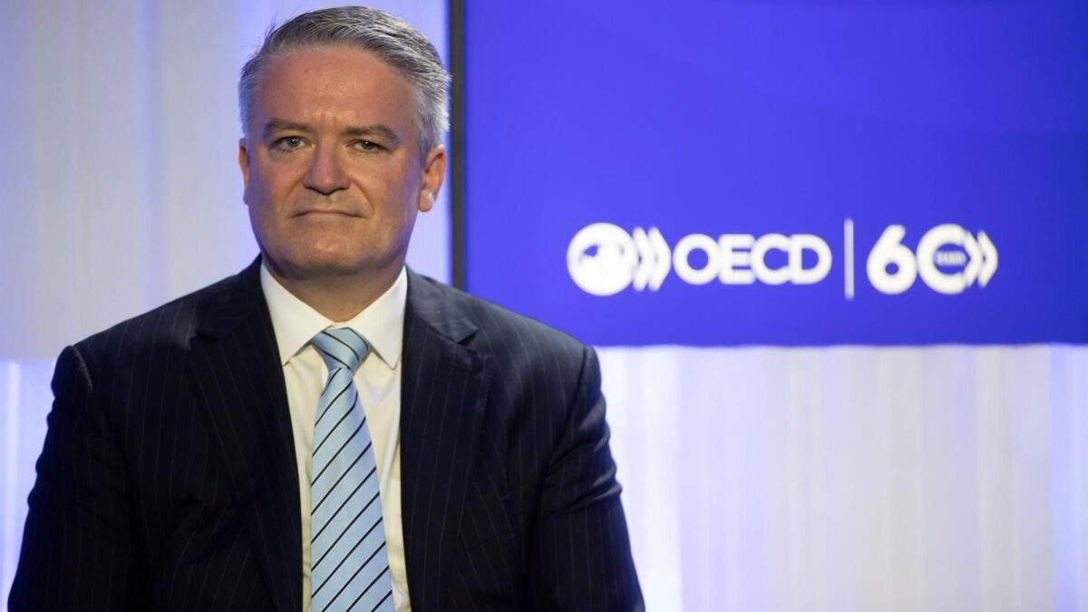 La OCDE acuerda fijar un impuesto mínimo de sociedades del 15% a grandes empresas